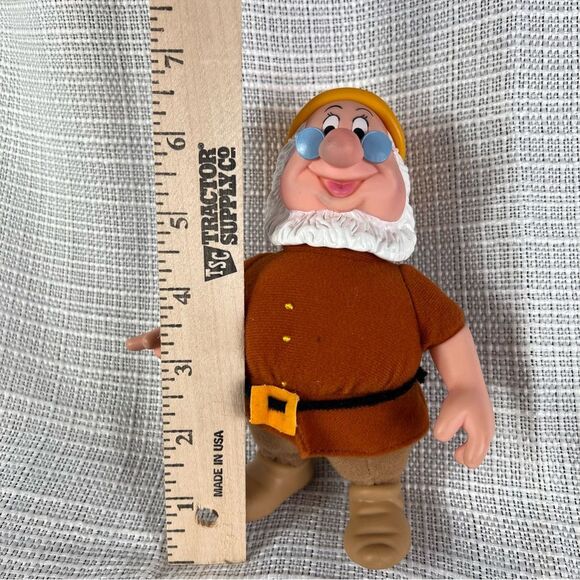 Disney Applause Doc Snow White and the 7 Dwarfs Toy Doll Collectible 6 1/2 Inch - Picture 7 of 9